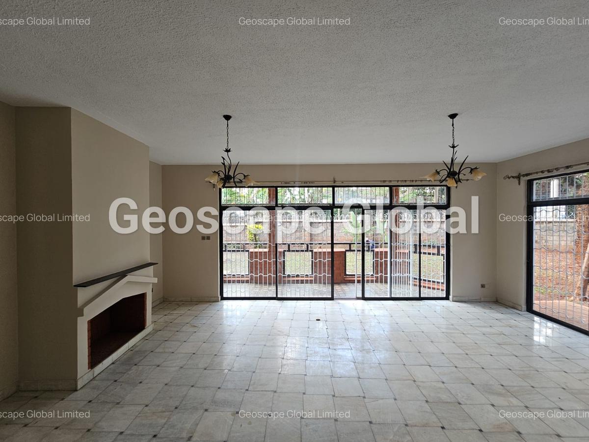 5 Bed House with En Suite in Spring Valley - 10