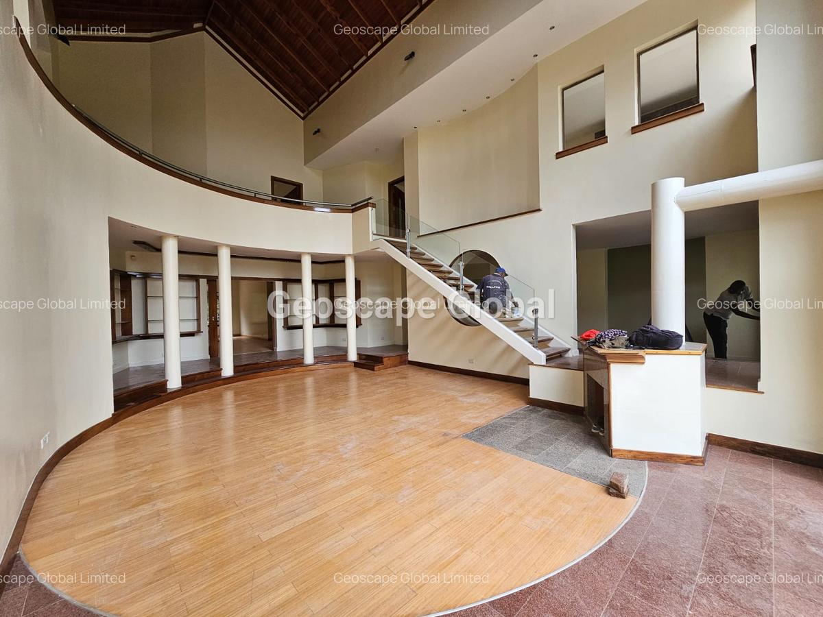 5 Bed House with En Suite in Kitisuru - 12