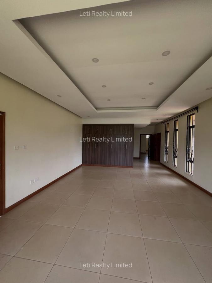 4 Bed Townhouse with En Suite in Runda - 12