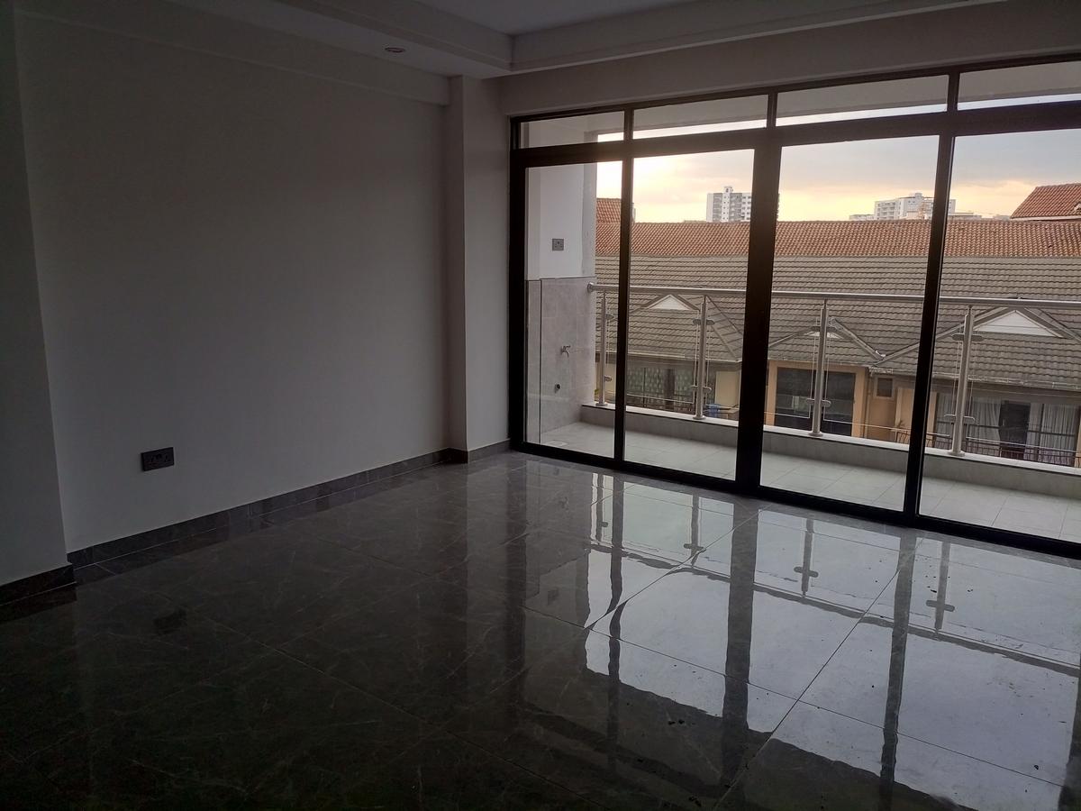 1 Bed Apartment with En Suite at Mandara Rd - 1