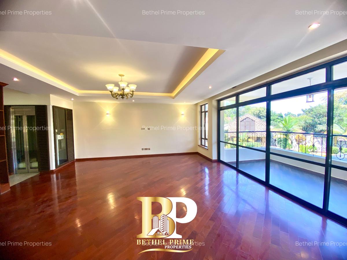 5 Bed Townhouse with En Suite in Lavington - 15