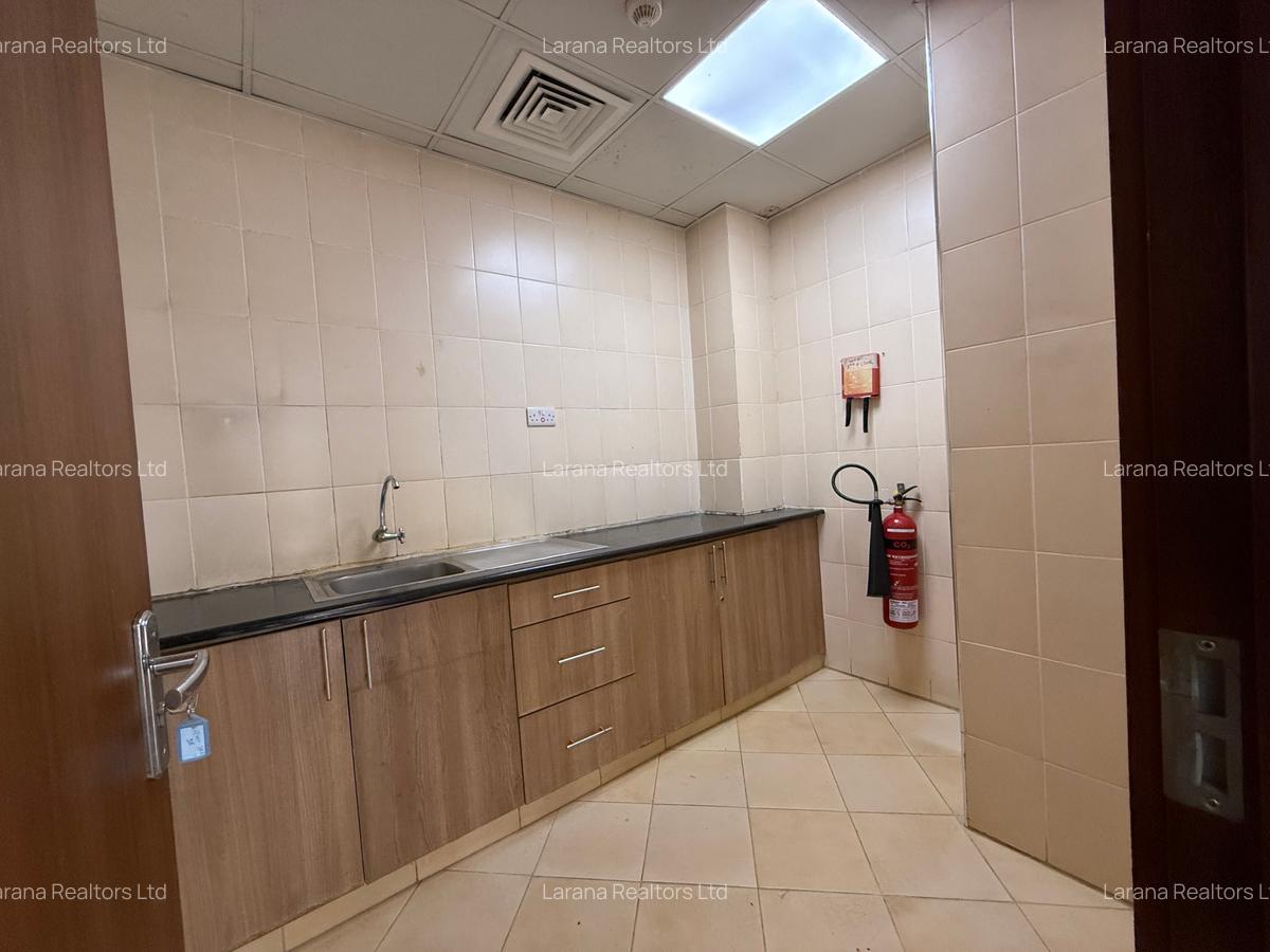 3,500 ft² Office with Backup Generator at Lantana Rd - 14