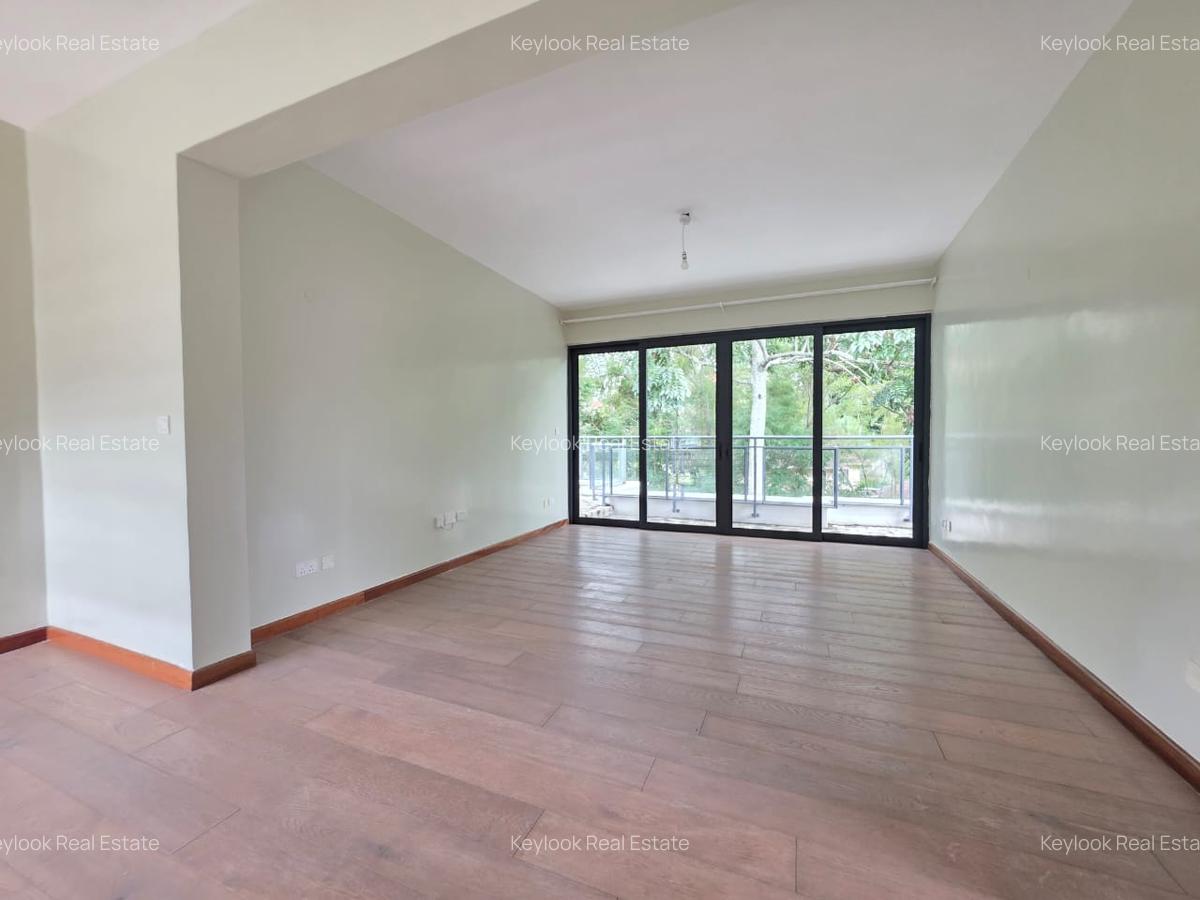 5 Bed Townhouse with En Suite at Off James Gichuru - 16