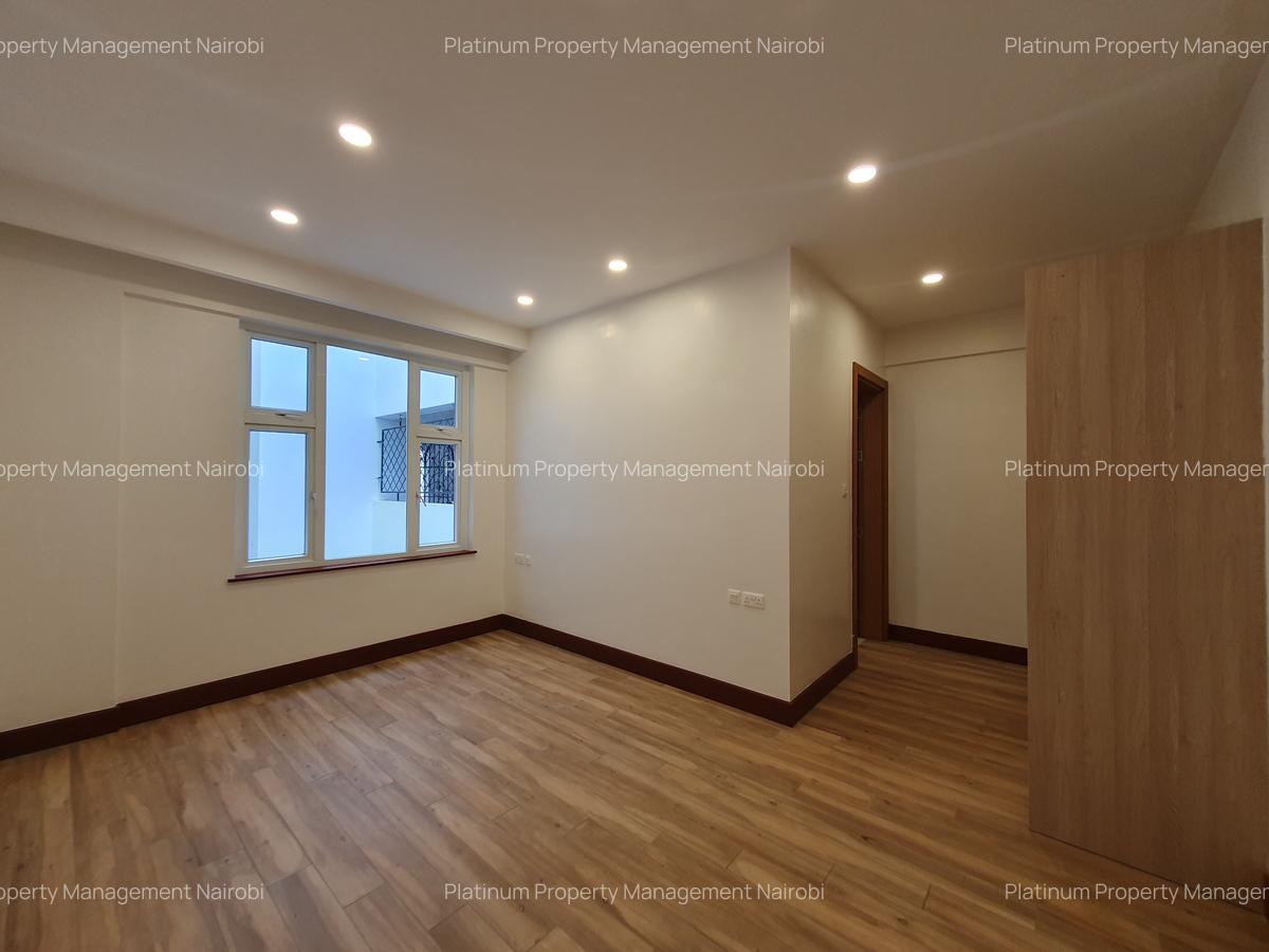 3 Bed Apartment with En Suite at City Park Drive - 15