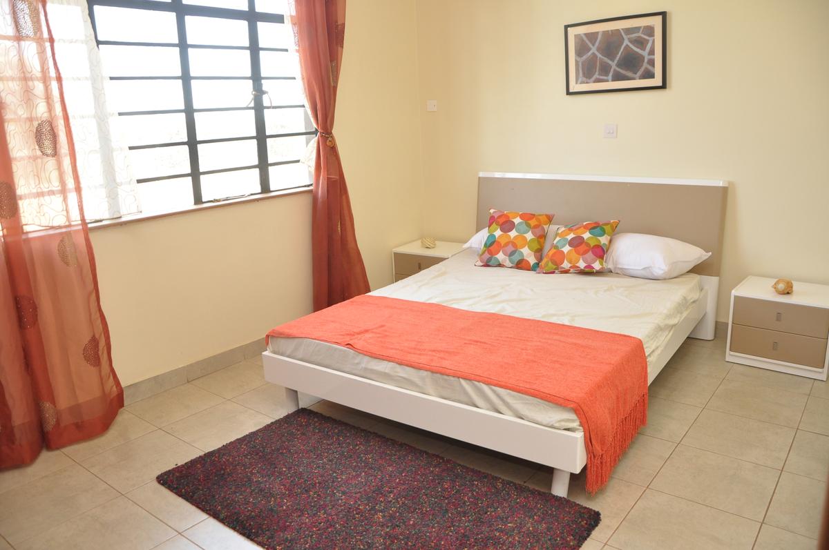 3 Bed House with En Suite at Eden Ville Estate - 9