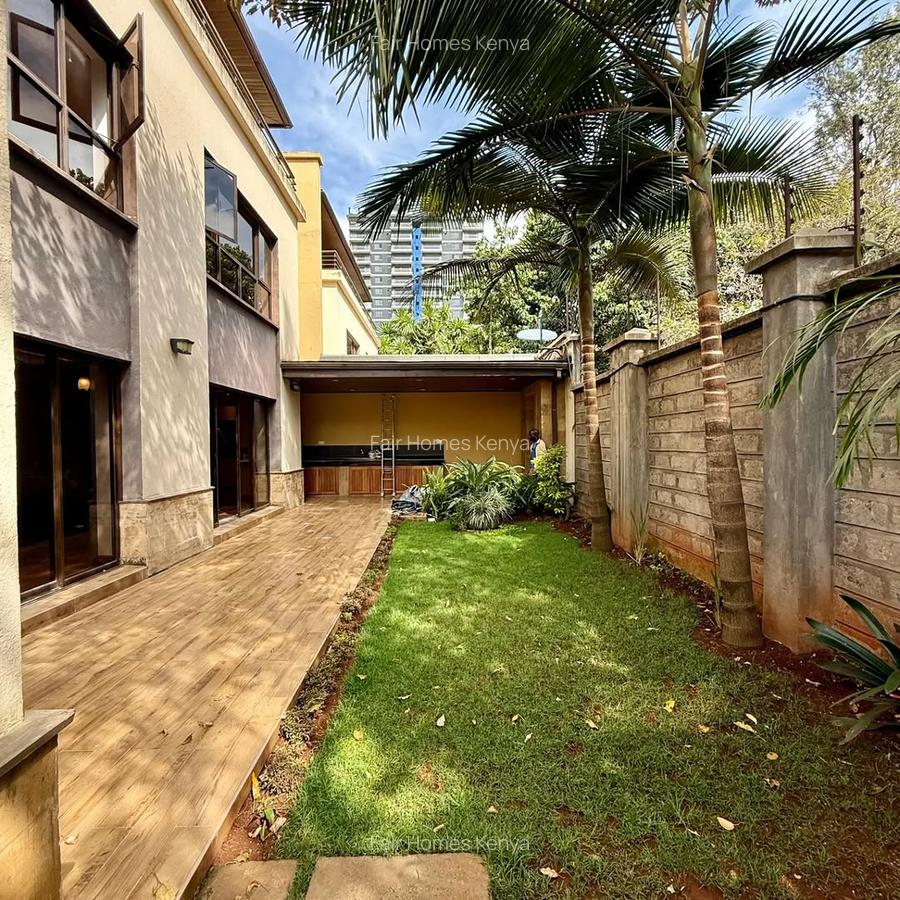 4 Bed Townhouse with En Suite at Othaya Road - 16
