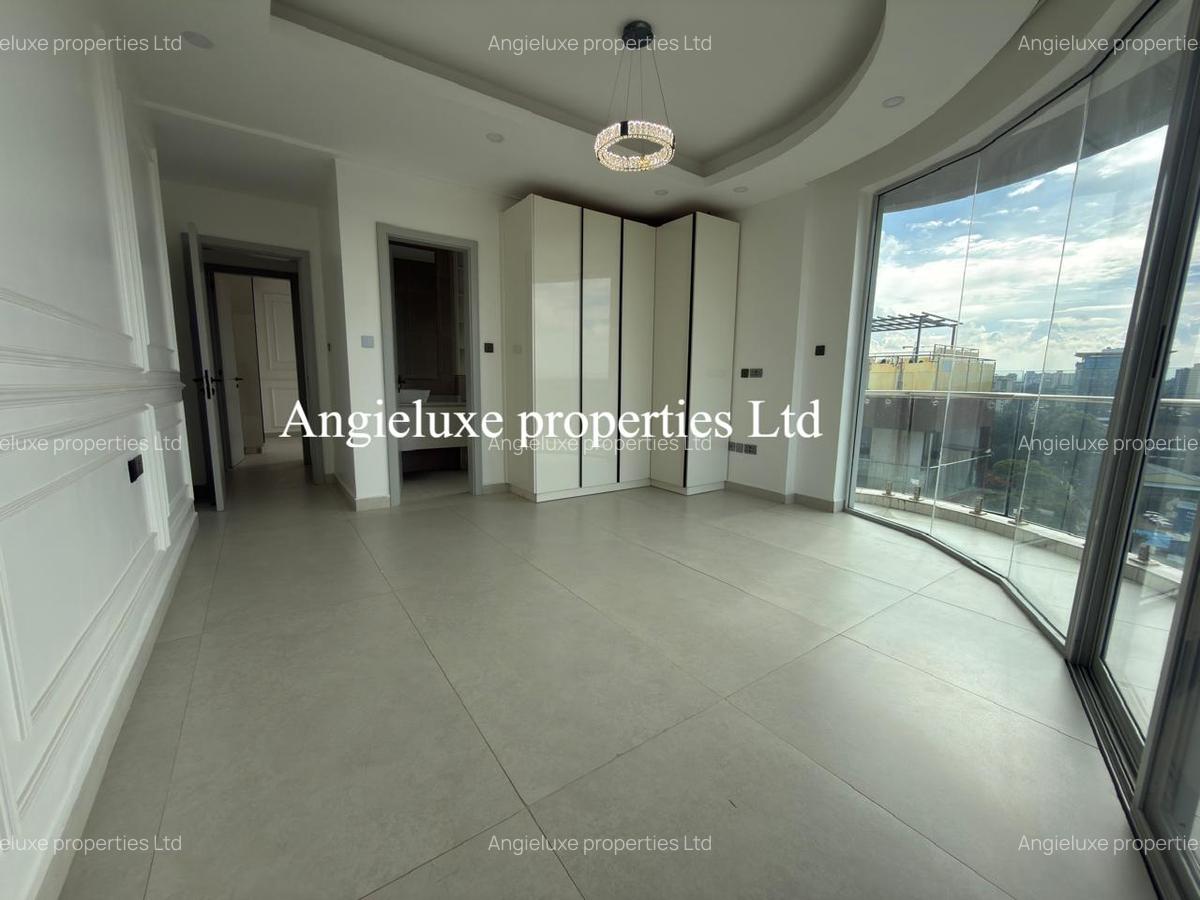 4 Bed Apartment with En Suite at General Mathenge - 3
