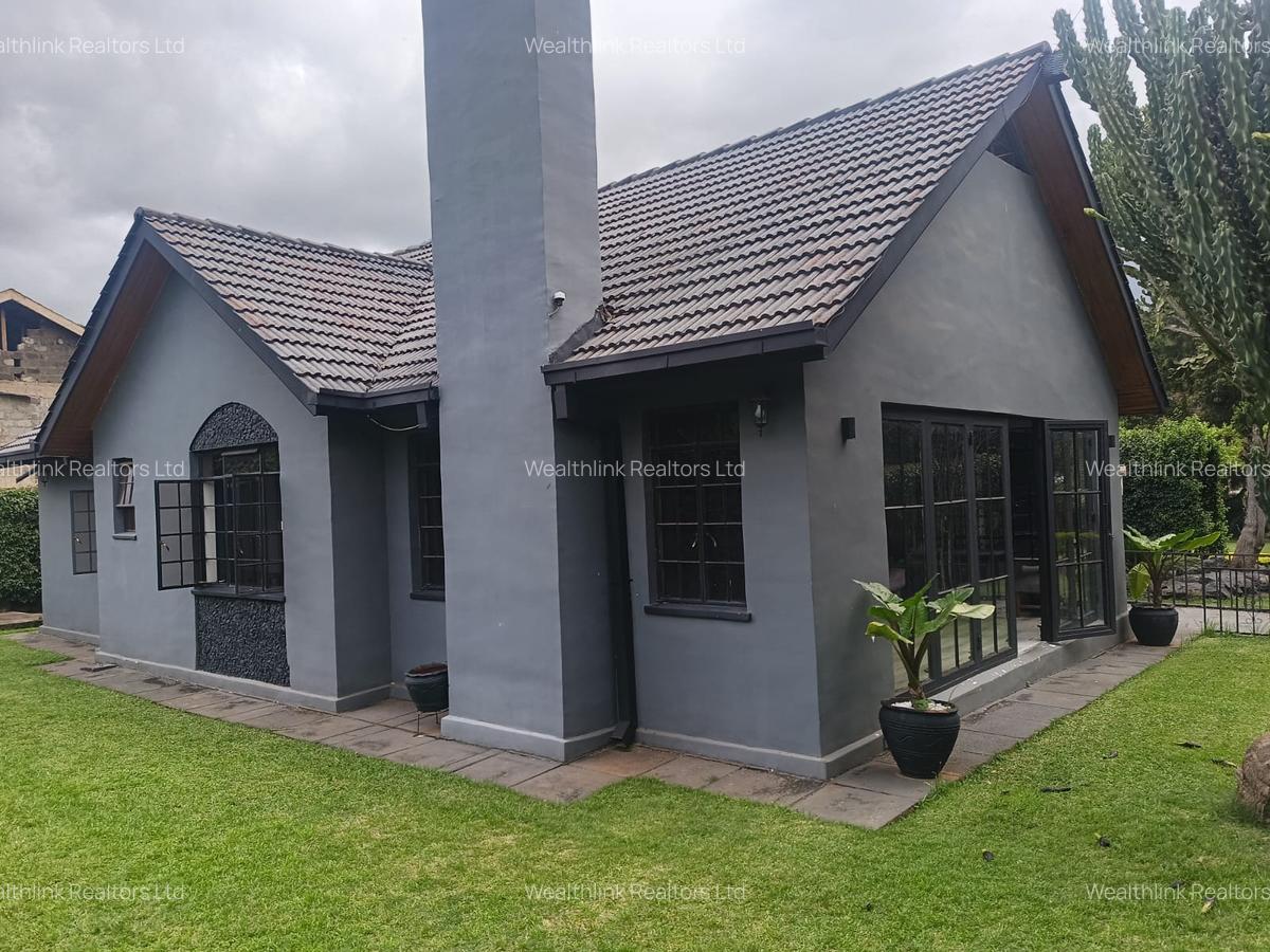 3 Bed House with Garden at Nyari - 3