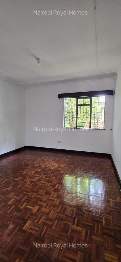 4 Bed Townhouse with En Suite at Lavington Road - 16