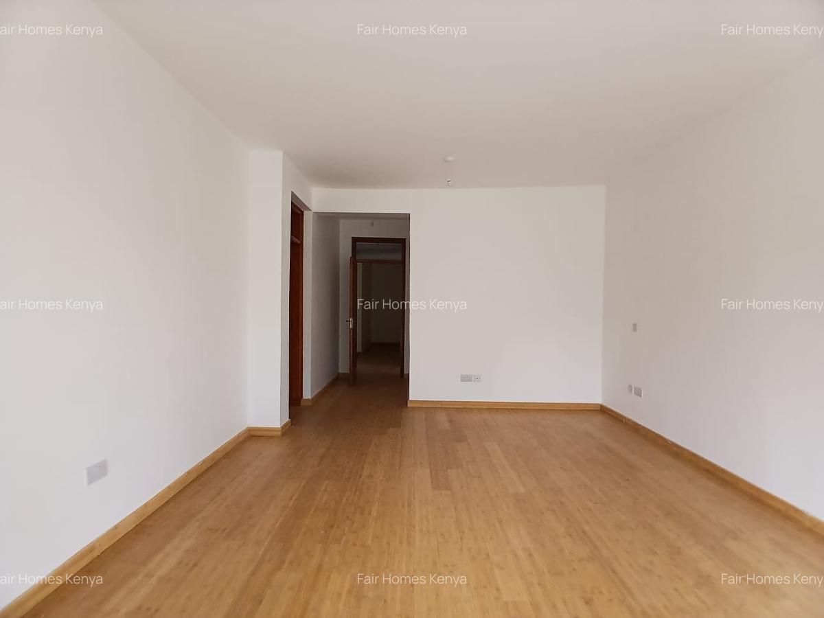 4 Bed Townhouse with En Suite at Convent Drive - 19