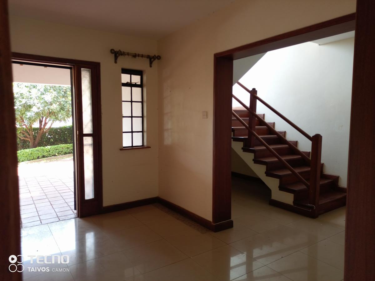 5 Bed Townhouse with En Suite at Off Ruaka Rd - 6