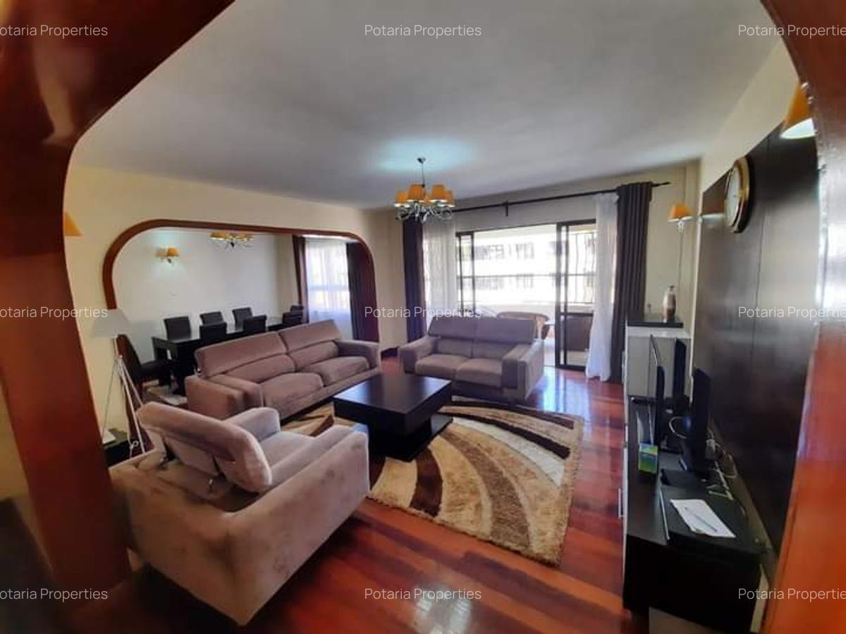 3 Bed Apartment with En Suite in Lavington - 3