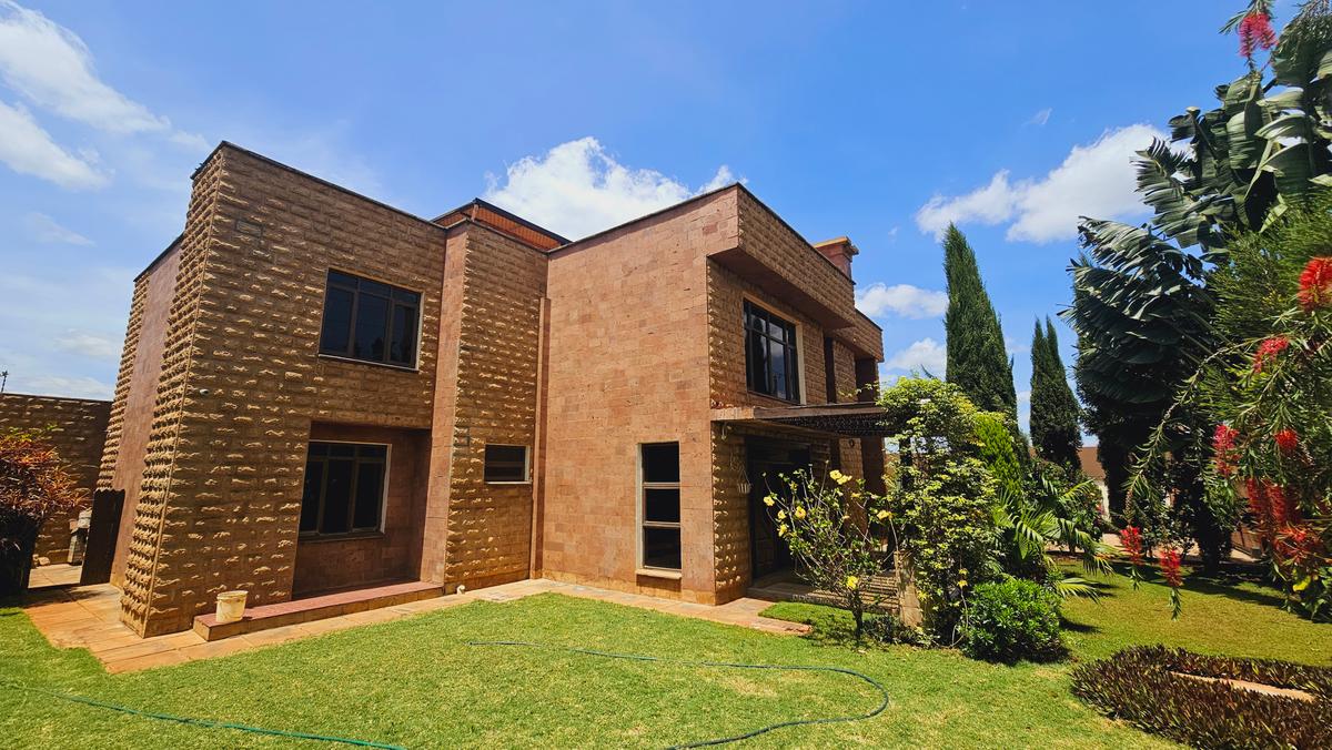 4 Bed House with En Suite at Taveta Road - 2