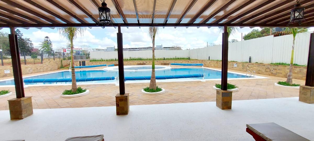 2 Bed Apartment with En Suite at Garden City - 10