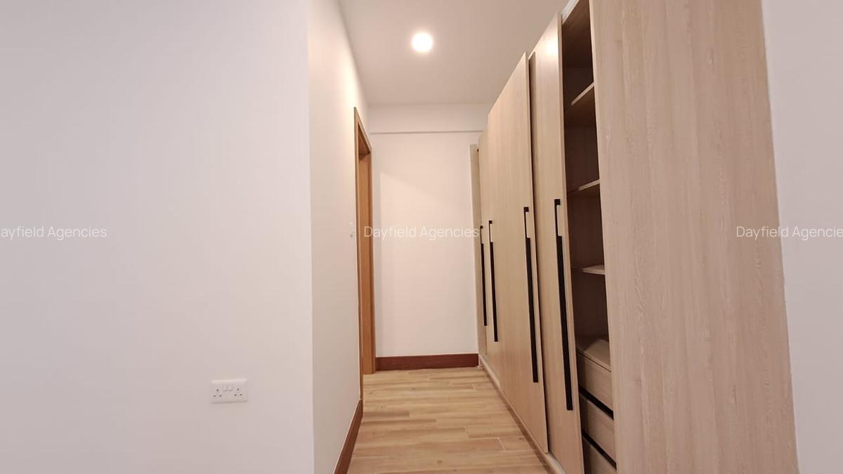 3 Bed Apartment with En Suite in Parklands - 13