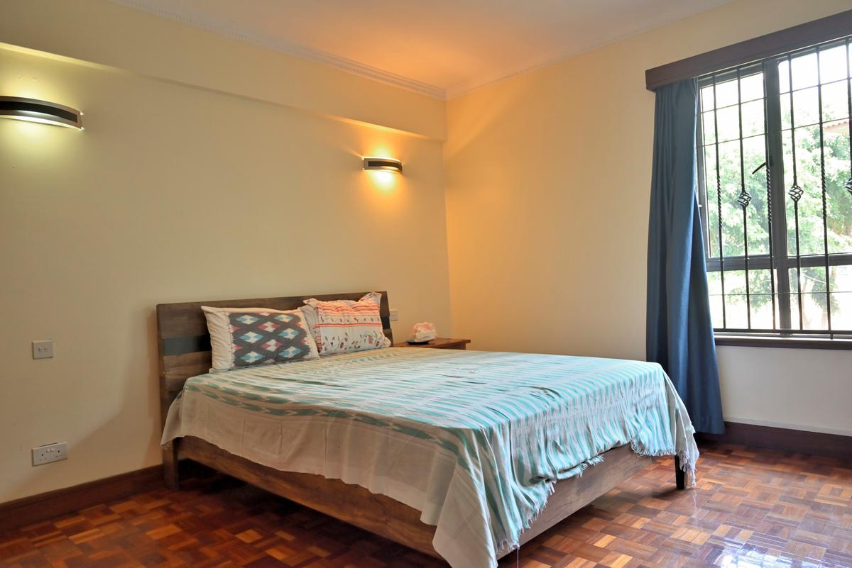 3 Bed Apartment with Swimming Pool in Parklands - 7