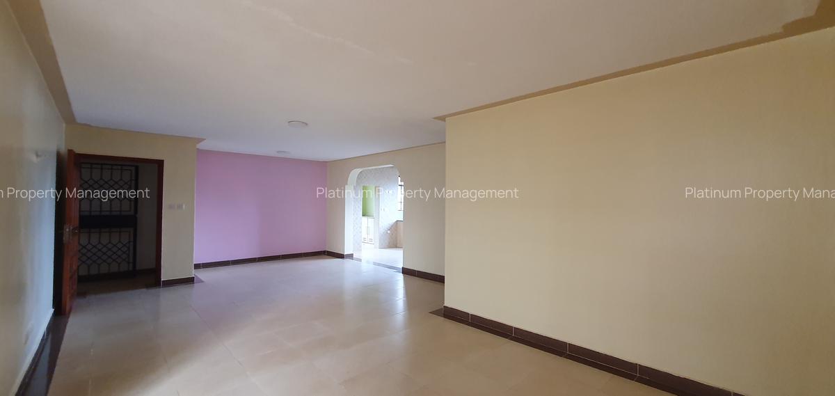 4 Bed Apartment with En Suite at 2Nd Parklands Avenue - 2
