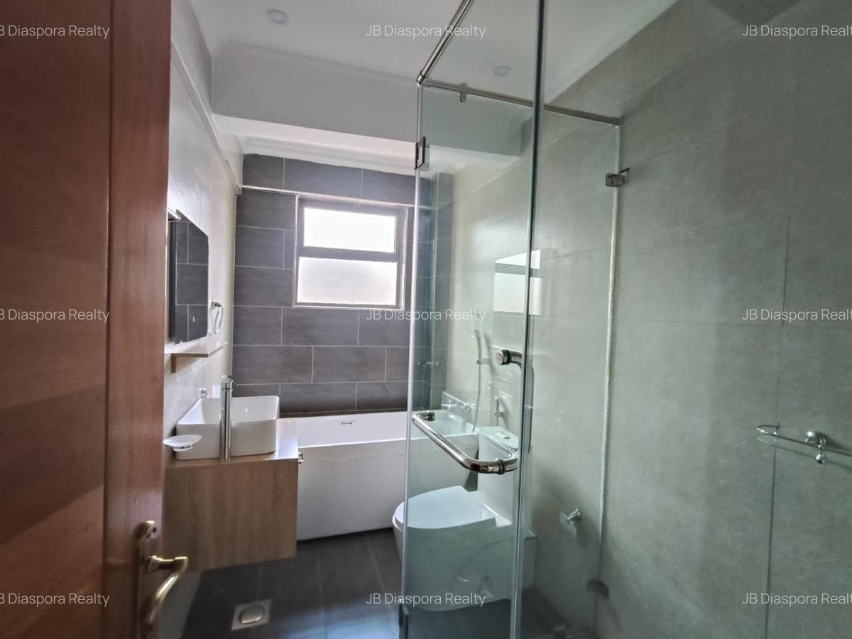 2 Bed Apartment with En Suite at Wood Avenue - 8