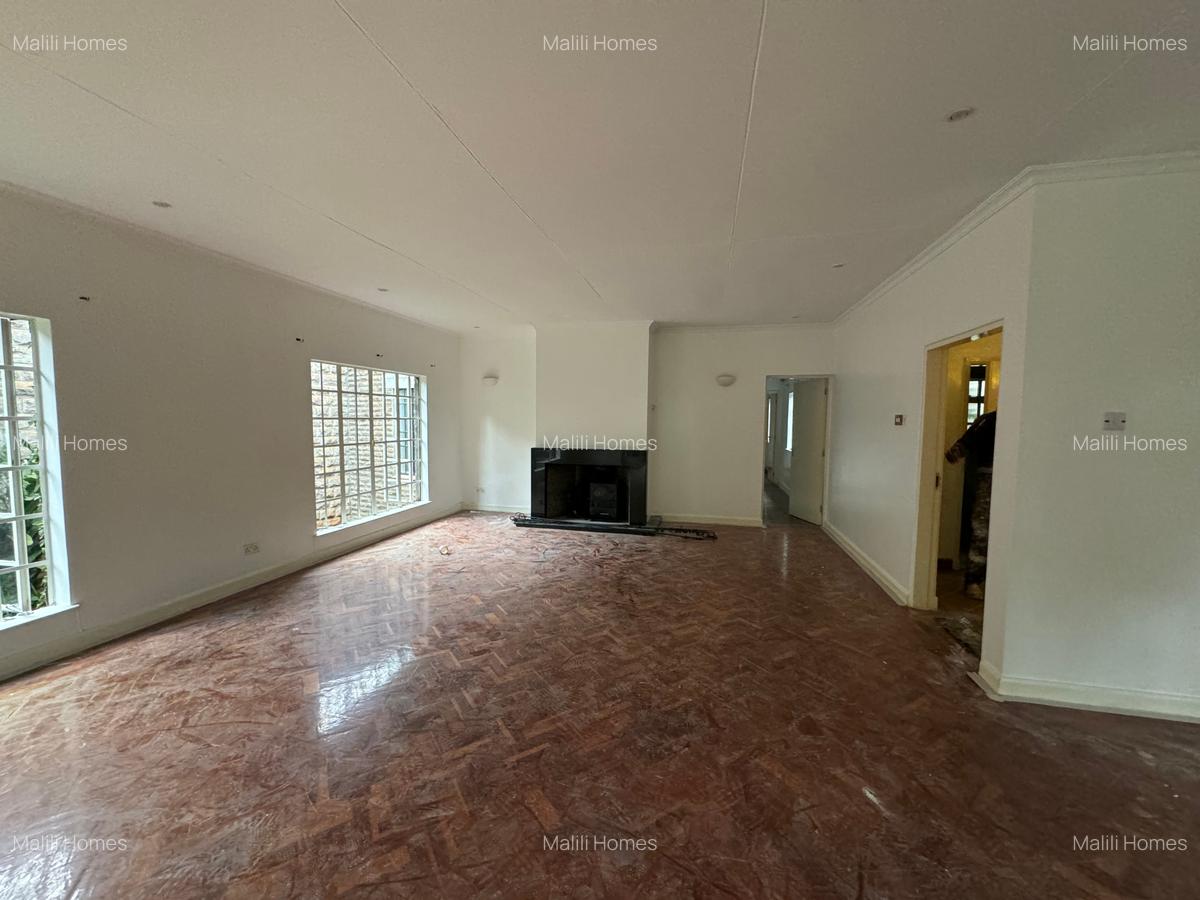 4 Bed House in Lavington - 4