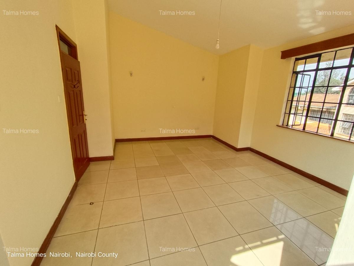 2 Bed Apartment with En Suite at Brookside - 13