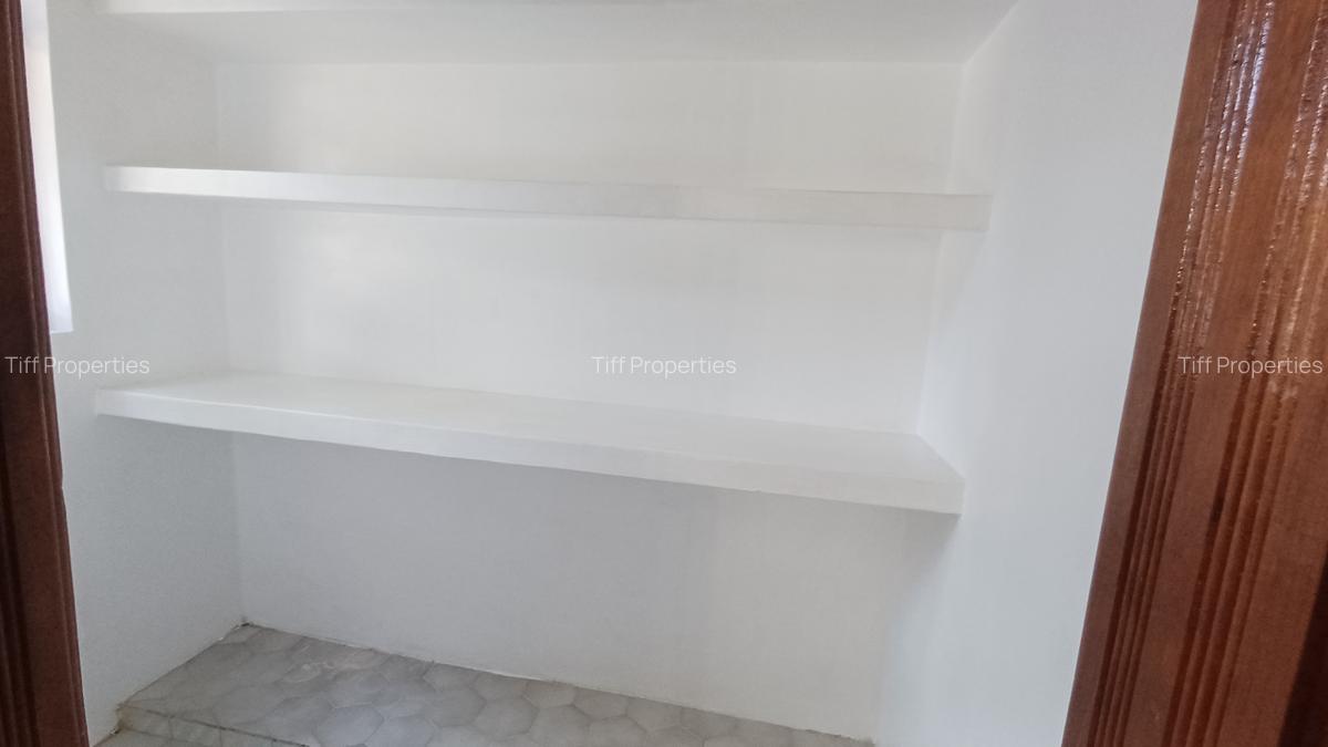 4 Bed Townhouse in Westlands Area - 7