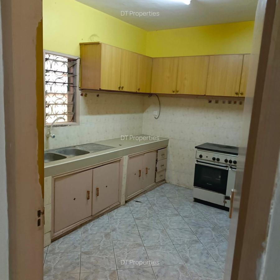 5 Bed House with En Suite at Bamburi - 3