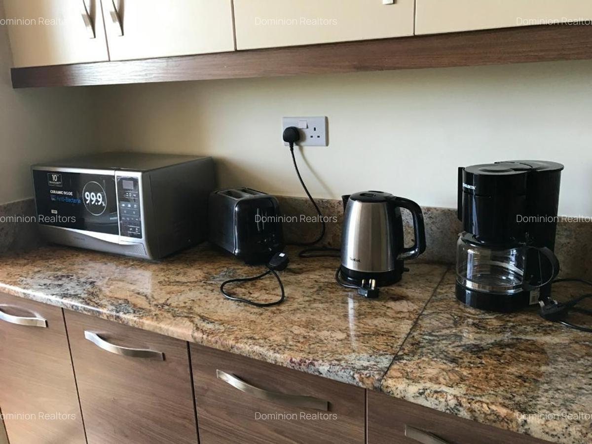 Serviced 2 Bed Apartment with En Suite at Brookside Gardens - 9