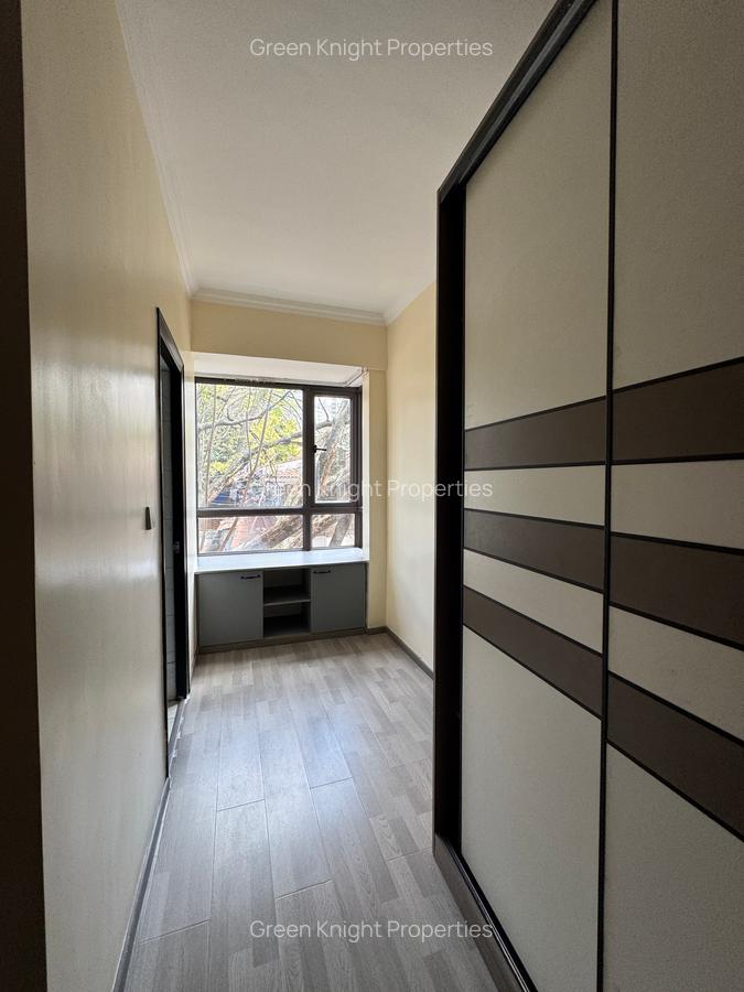 4 Bed House with En Suite in Kilimani - 10