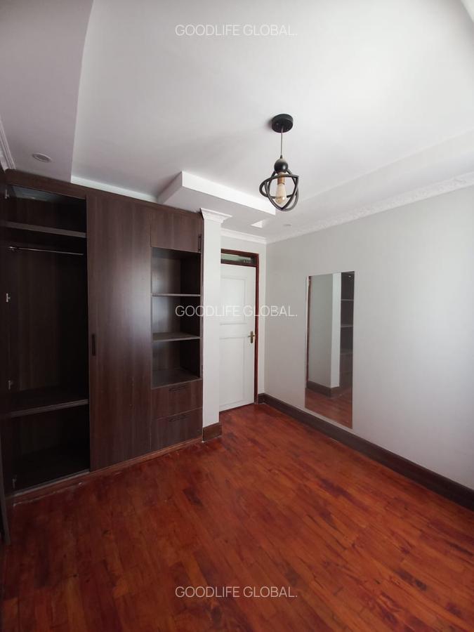 2 Bed House with En Suite at Runda - 6