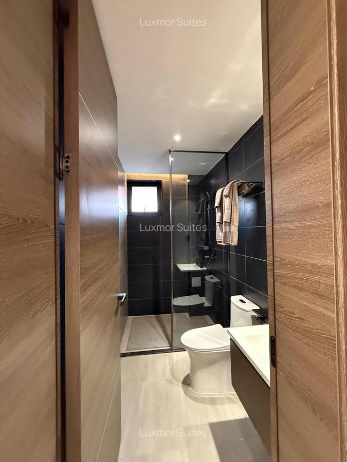 Serviced 5 Bed Apartment with En Suite at Kilimani Near Yaya Centre - 9