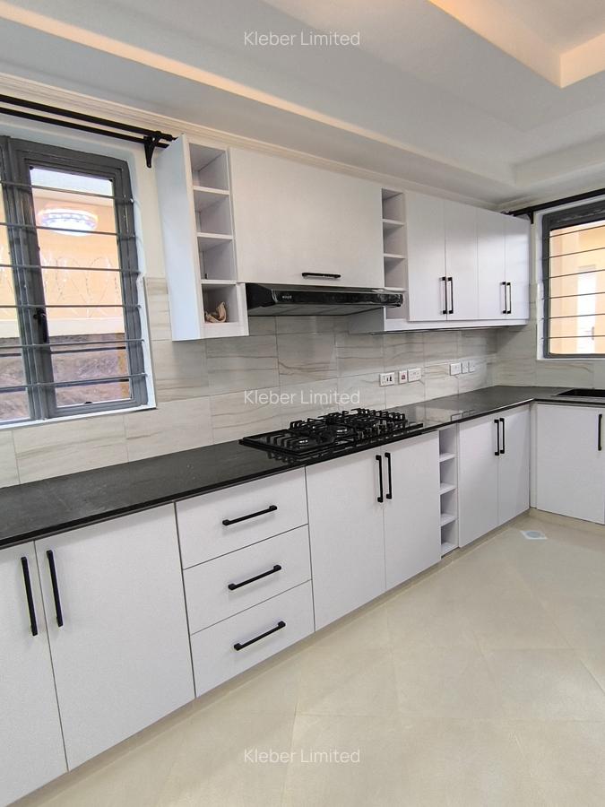 3 Bed House with En Suite in Ruiru - 6