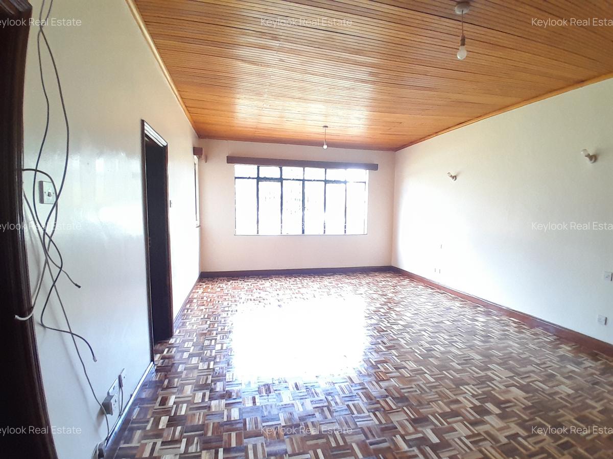 4 Bed Townhouse with En Suite at Lavington Green - 7