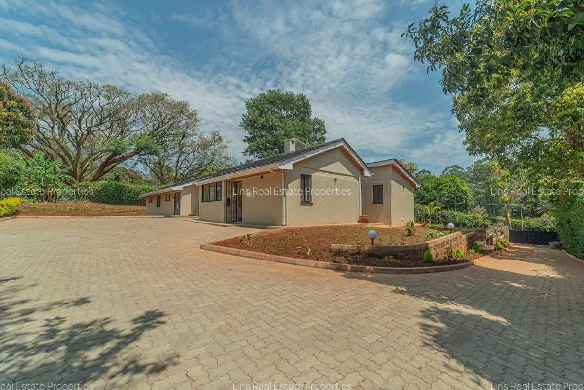 4 Bed House with En Suite in Loresho - 1