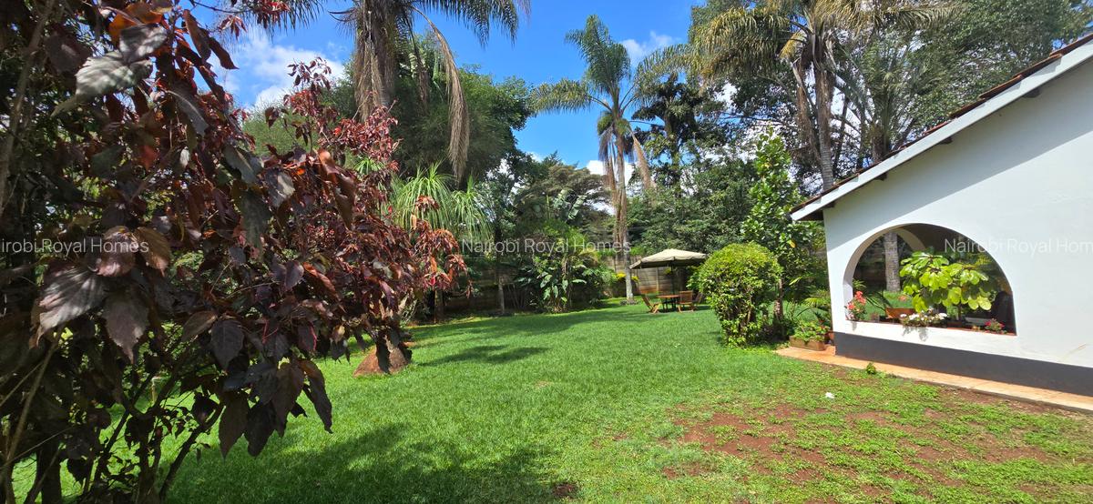 4 Bed House with En Suite at Loresho Road - 7