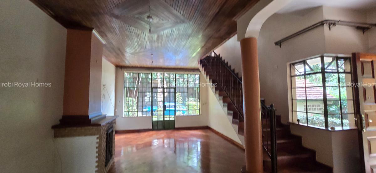 4 Bed Townhouse with En Suite at Lavington Road - 12