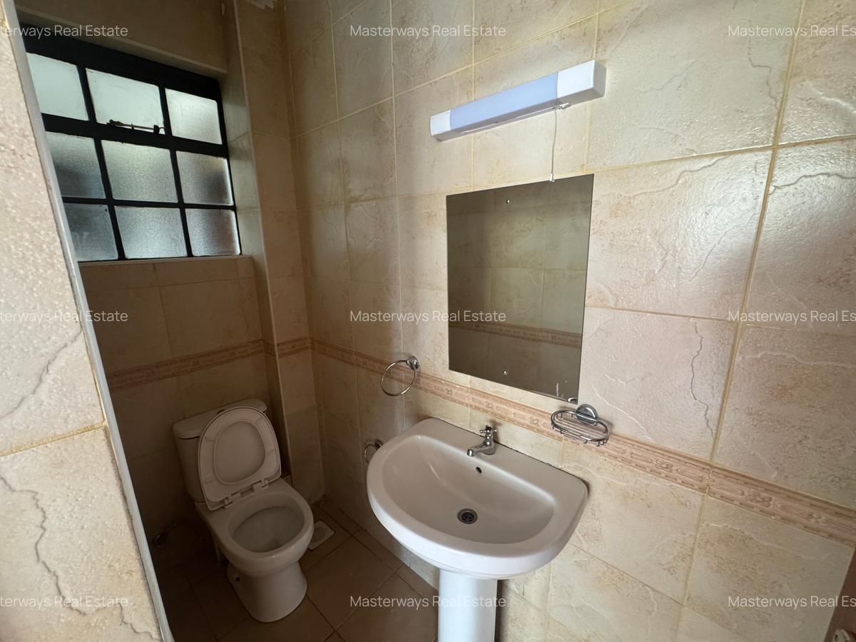 3 Bed Apartment with En Suite in Lavington - 5