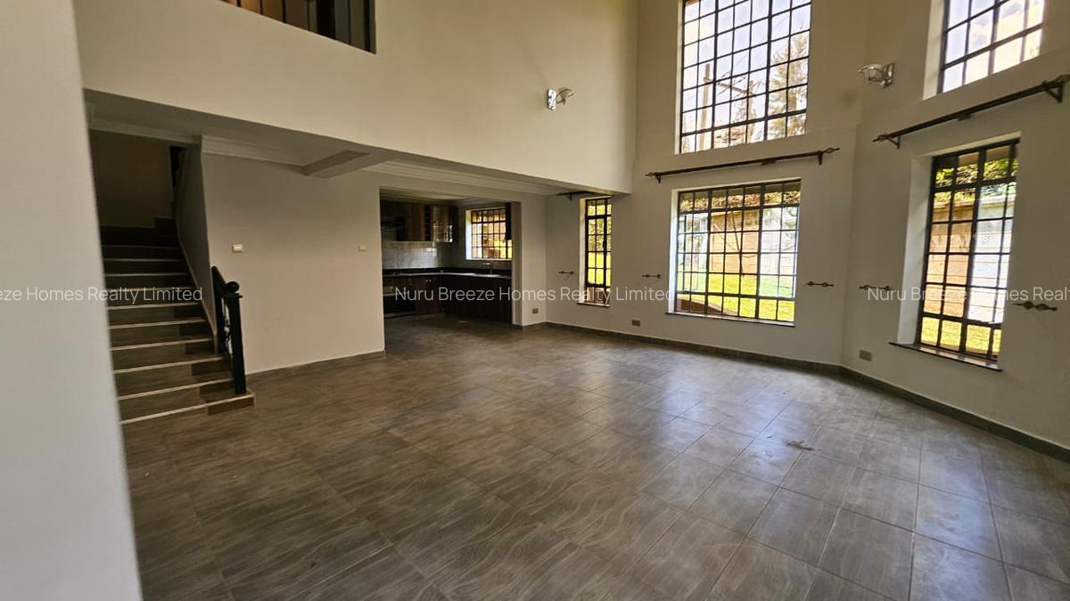 3 Bed House with En Suite in Runda - 2