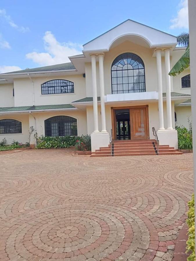 6 Bed House with En Suite in Nyari - 16