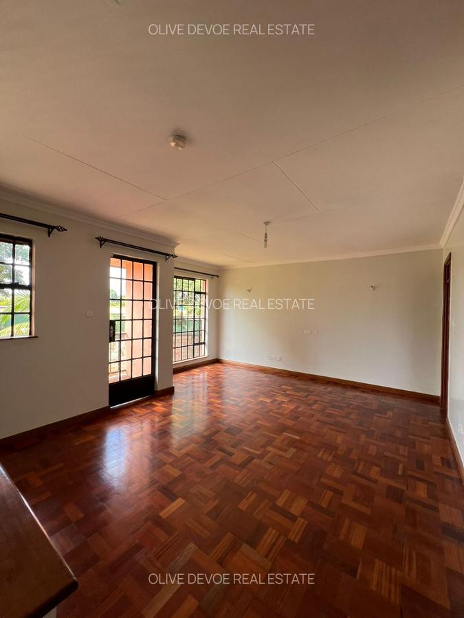 4 Bed Villa with En Suite in Runda - 2