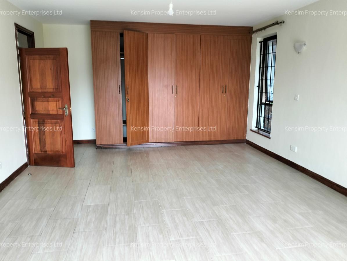 4 Bed Townhouse with En Suite in Runda - 15