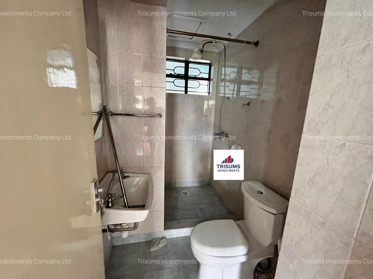 3 Bed House with En Suite in Westlands Area - 18