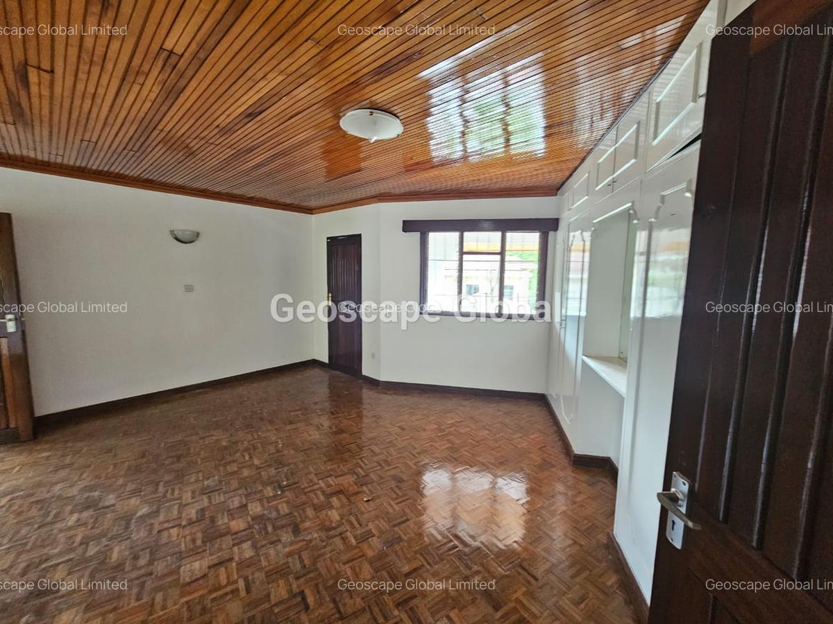 5 Bed House with En Suite in Gigiri - 8