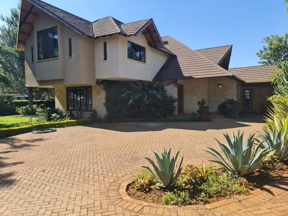 4 Bed Townhouse with En Suite at Runda - 2