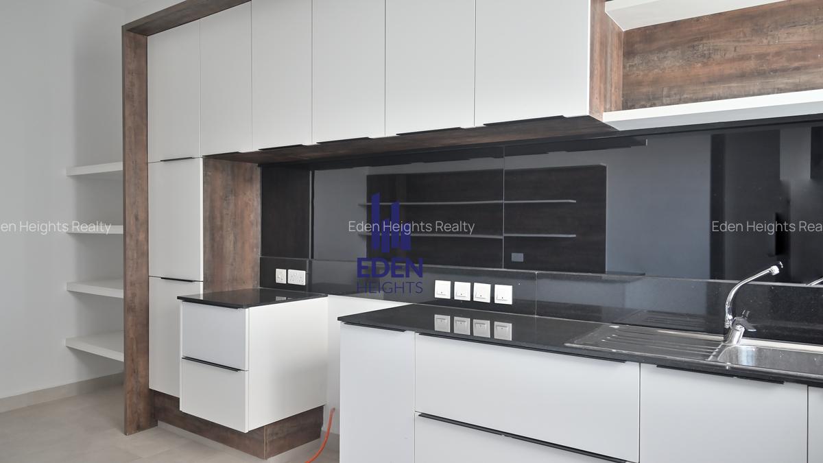 5 Bed Apartment with En Suite at General Mathenge - 6