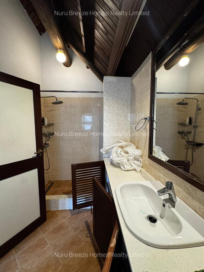 3 Bed House with Staff Quarters in Nyari - 5