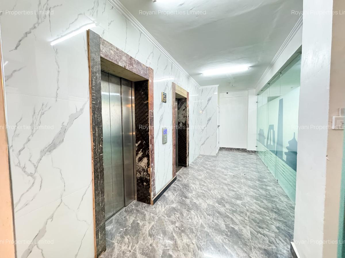 Serviced 1 Bed Apartment with Gym in Kilimani - 16