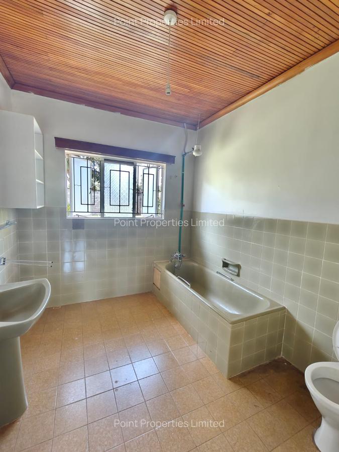 6 Bed House with En Suite in Kiambu Road - 15