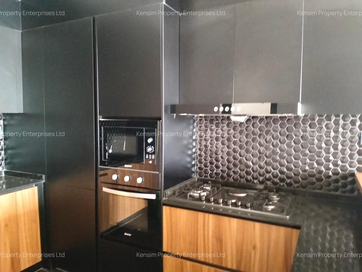 3 Bed Apartment with En Suite in Westlands Area - 11