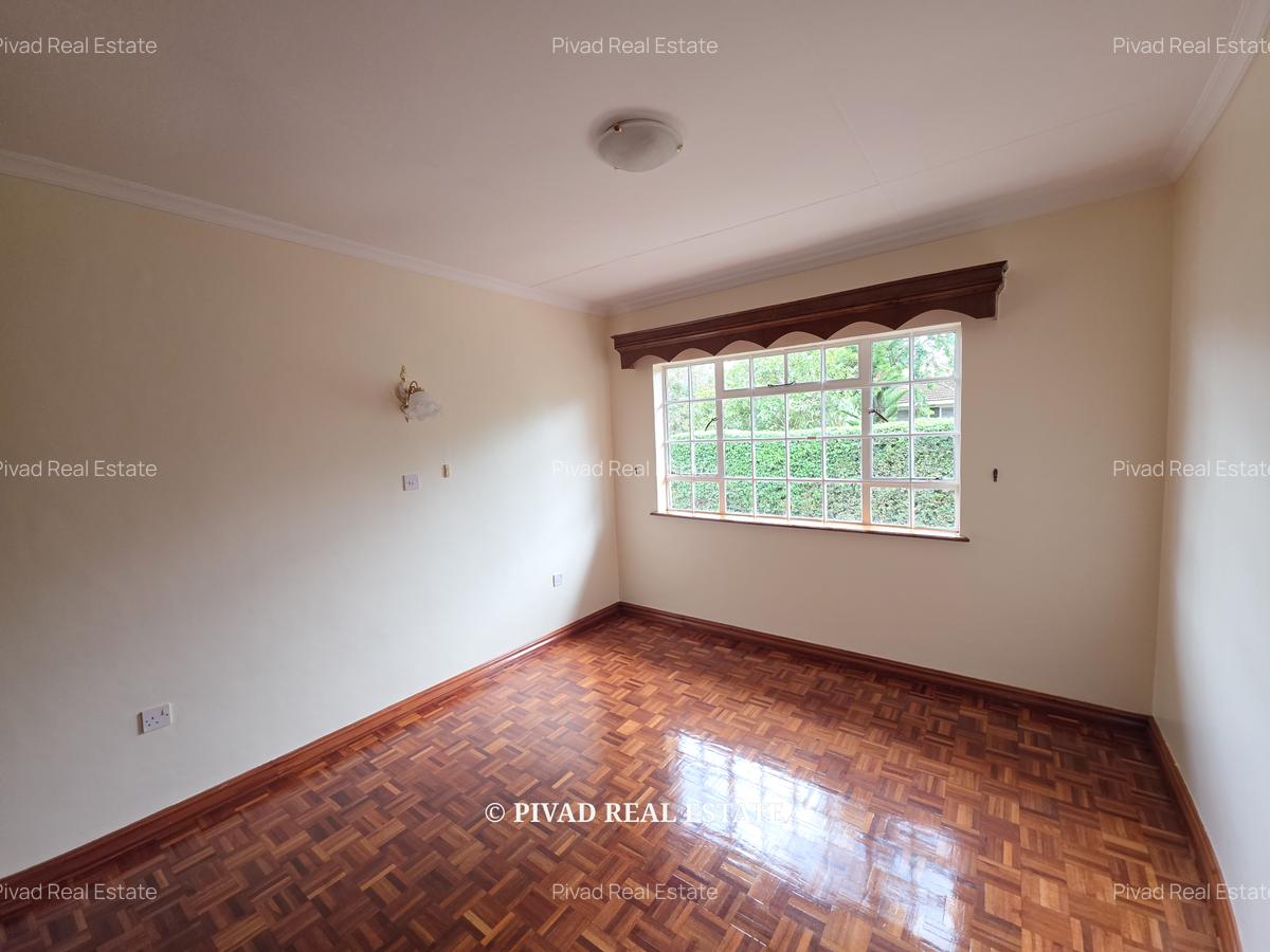 5 Bed House with Garden in Runda - 10