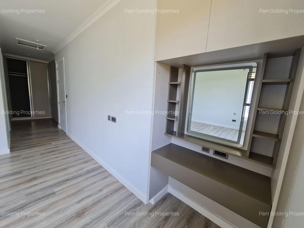 4 Bed House with En Suite in Kiambu Road - 10